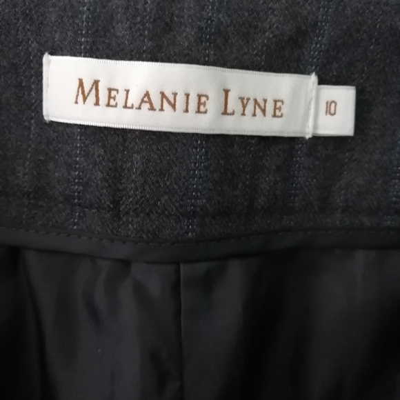 Mélanie Lyne M - Picture 5 of 7